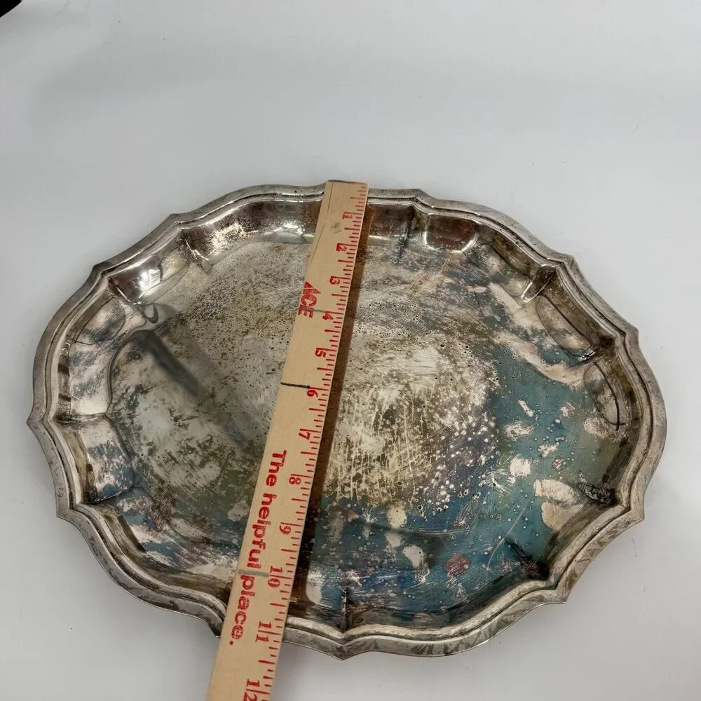 Vintage International Silver Co. Chippendale Scalloped Serving Tray 14'' Silver